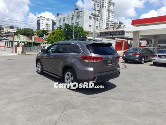 Toyota Highlander Jeepeta en venta