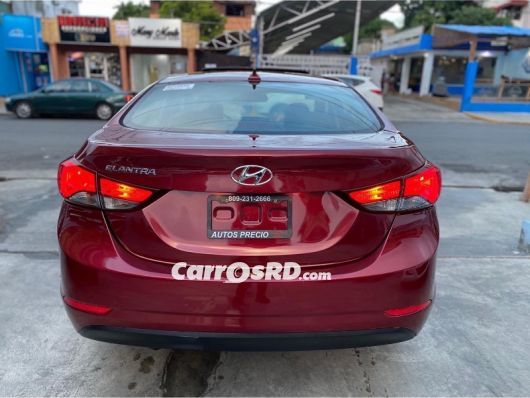 Hyundai Elantra Carros en venta