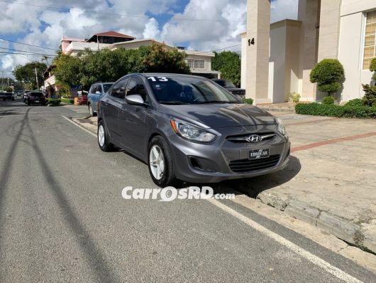 Hyundai Accent Carros en venta