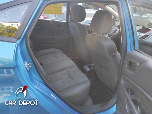 Ford Fiesta Carros en venta