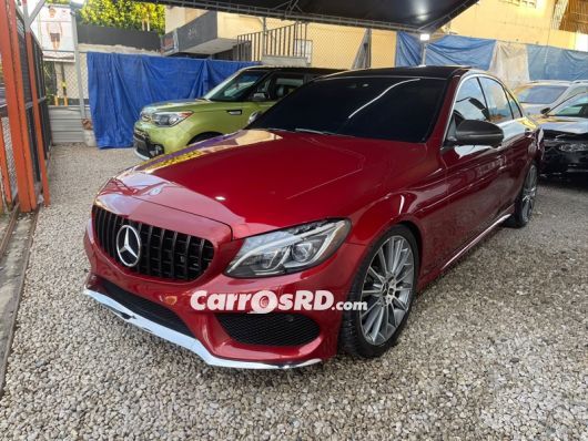 Mercedes-Benz Clase C Carros en venta