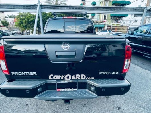 Nissan Frontier Camioneta en venta