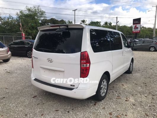 Hyundai Starex Autobus en venta