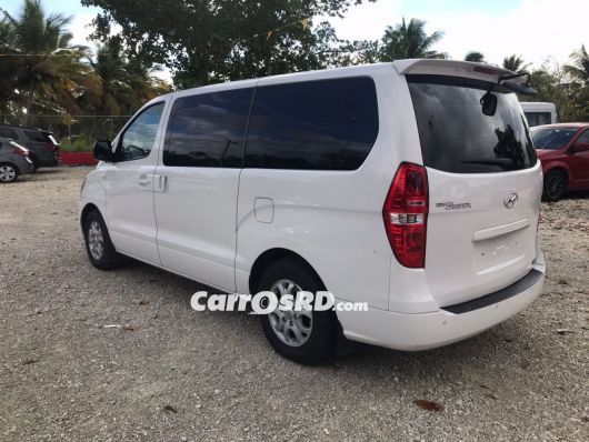 Hyundai Starex Autobus en venta