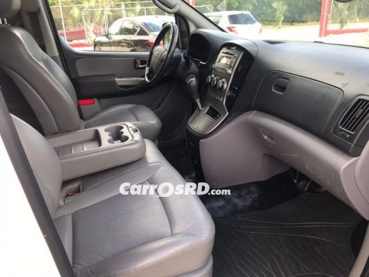 Hyundai Starex Autobus en venta