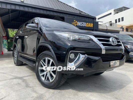 Toyota Fortuner Jeepeta en venta