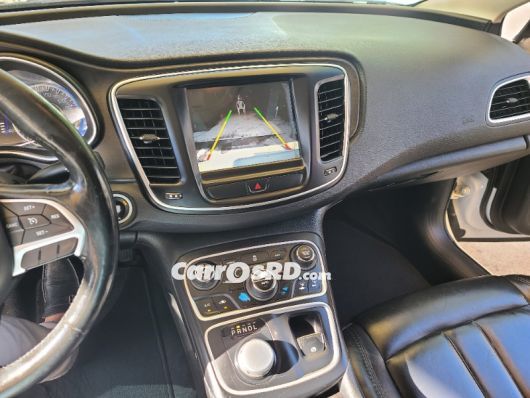 Chrysler 200 Carros en venta