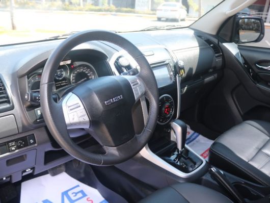 Isuzu