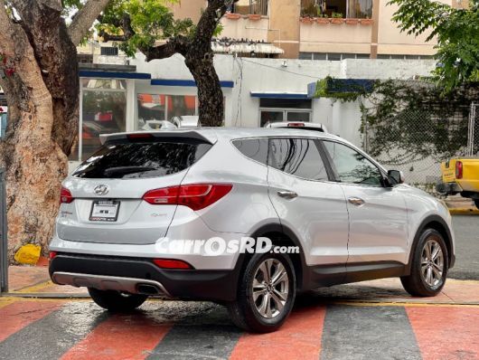 Hyundai Santa Fe Jeepeta en venta