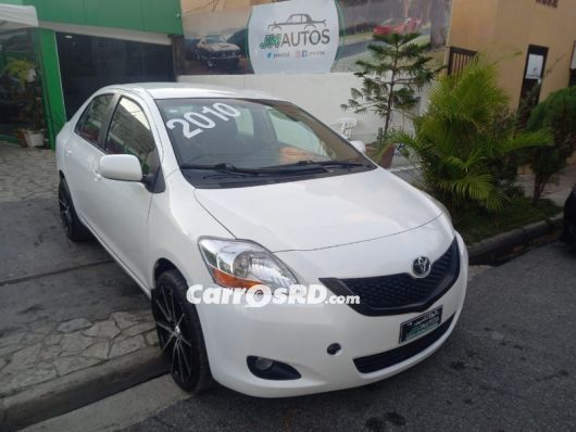 Toyota Yaris Carros en venta