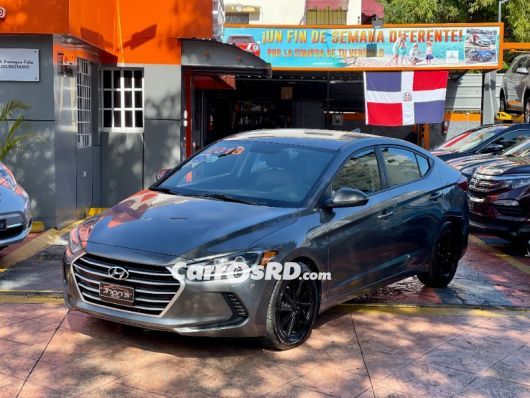 Hyundai Elantra Carros en venta