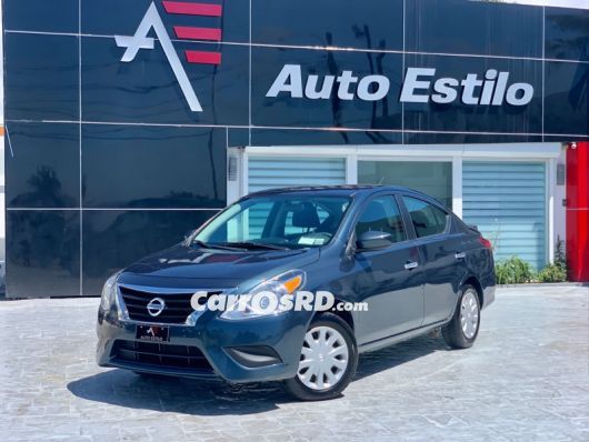 Nissan Versa Carros en venta