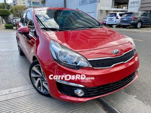 Kia Rio Jeepeta en venta