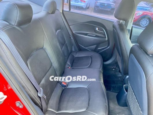 Kia Rio Jeepeta en venta