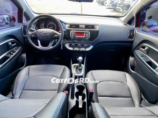 Kia Rio Jeepeta en venta