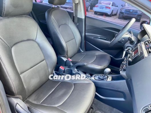 Kia Rio Jeepeta en venta