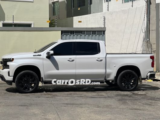 Chevrolet Silverado Camioneta en venta