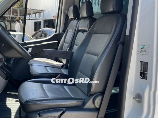 Hyundai H350 Minivan en venta