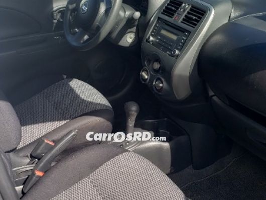 Nissan March Carros en venta