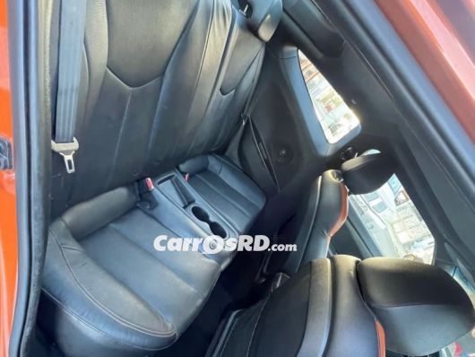Hyundai Veloster Carros en venta