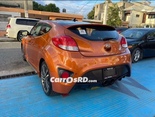 Hyundai Veloster Carros en venta