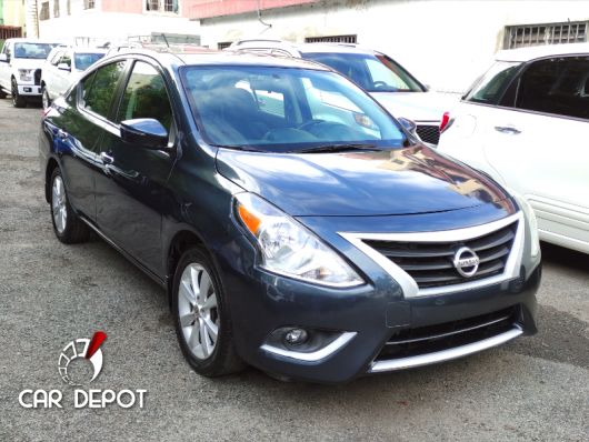 Nissan Versa Carros en venta