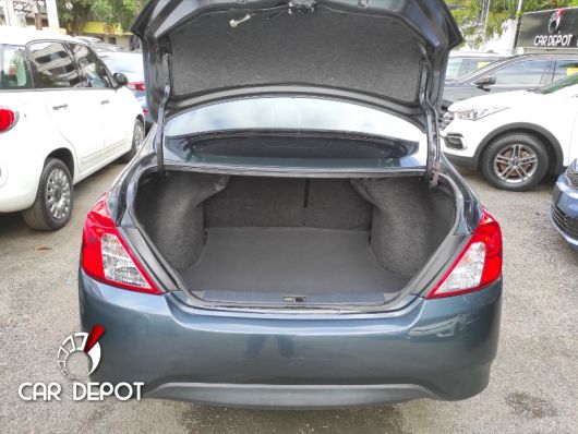 Nissan Versa Carros en venta
