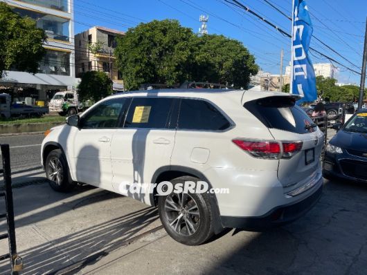 Toyota Highlander Jeepeta en venta