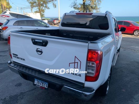 Nissan Frontier Camioneta en venta