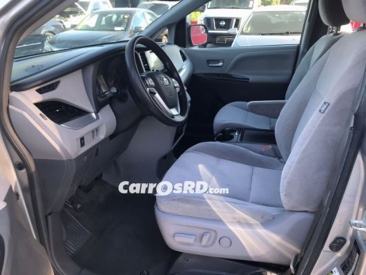 Toyota Sienna Minivan en venta