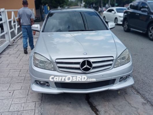 Mercedes-Benz Clase C Carros en venta