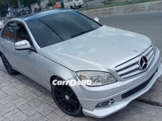 Mercedes-Benz Clase C Carros en venta