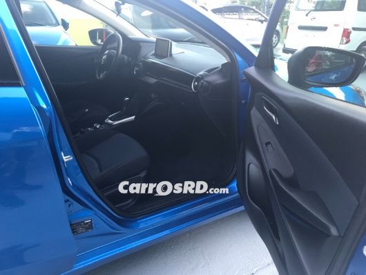 Mazda Demio Hatchback en venta
