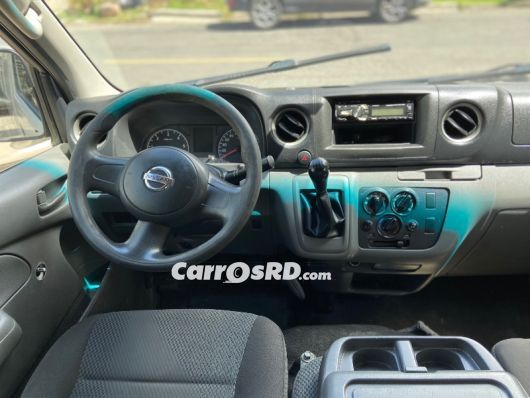 Nissan URVAN Furgoneta en venta