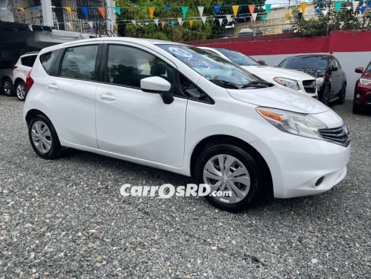 Nissan Versa Note Hatchback en venta