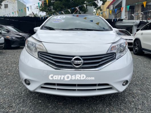Nissan Versa Note Hatchback en venta
