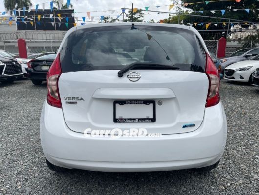 Nissan Versa Note Hatchback en venta