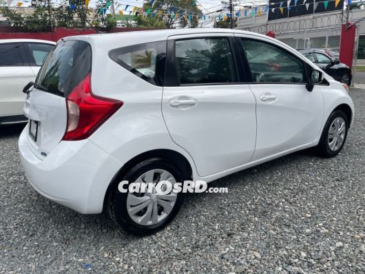 Nissan Versa Note Hatchback en venta