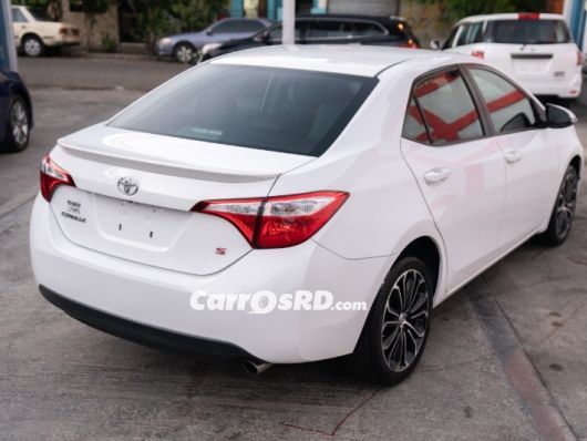 Toyota Corolla Carros en venta