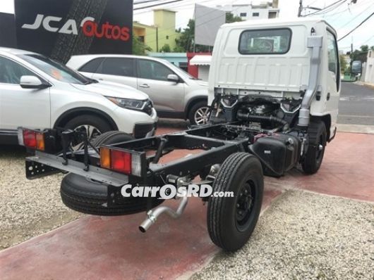 Isuzu QKR Camion en venta