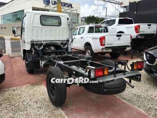 Isuzu QKR Camion en venta