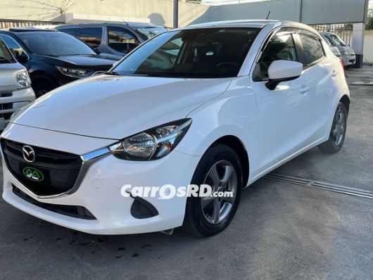 Mazda Demio Hatchback en venta