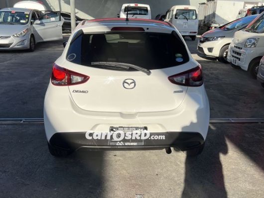 Mazda Demio Hatchback en venta