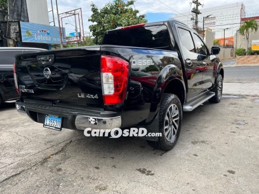 Nissan Frontier Camioneta en venta