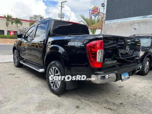 Nissan Frontier Camioneta en venta