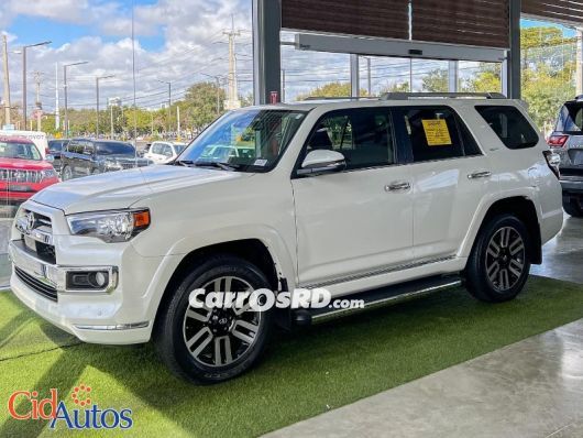Toyota 4Runner Jeepeta en venta