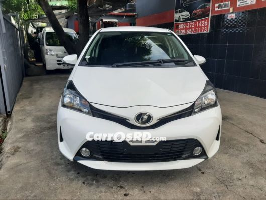 Toyota Vitz Carros en venta
