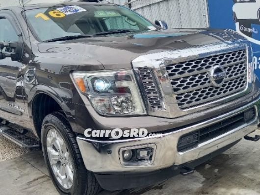 Nissan Titan Camioneta en venta