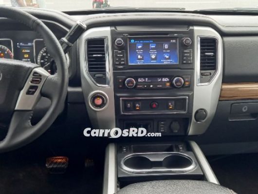 Nissan Titan Camioneta en venta