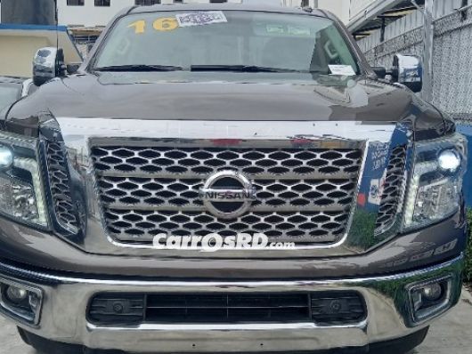 Nissan Titan Camioneta en venta